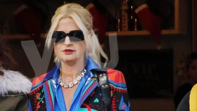 Περπατούσε στους δρόμους της Αράχωβας και την κοιτούσαν όλοι - Ανανεωμένη η Μαρίνα Πατούλη μετά το χωρισμό της