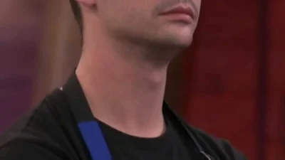 Ανακοινώθηκαν τα ευχάριστα για παίκτη του MasterChef - Έκανε πρόταση γάμου με μονόπετρο "κοτρόνα" στην καλή του κάτω από τον Πύργο του Άιφελ