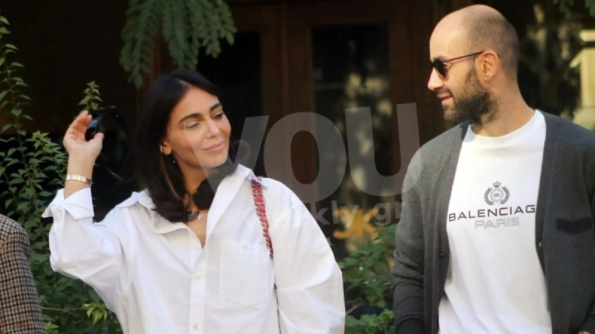 Ολυμπία Χοψονίδου: Τολμηρή η σύζυγος του Βασίλη Σπανούλη - Βούτηξε στη θάλασσα με τα έξι παιδιά της για να πιάσει τον σταυρό