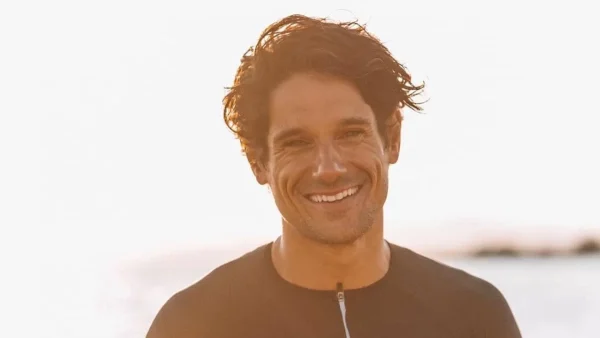 Πάνος Βλάχος: Οι ημίγυμνες φωτογραφίες και η διαφορά ηλικίας - Ποια είναι η νέα του σύντροφος μετά την Ιωάννα Τριανταφυλλίδου Τριανταφυλλίδου