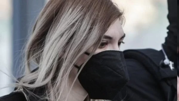 «Μου φέρνει ένα παιδί μπλε...» - Με δάκρυα στα μάτια η Πισπιρίγκου για το θάνατο των 2 μικρότερων παιδιών της