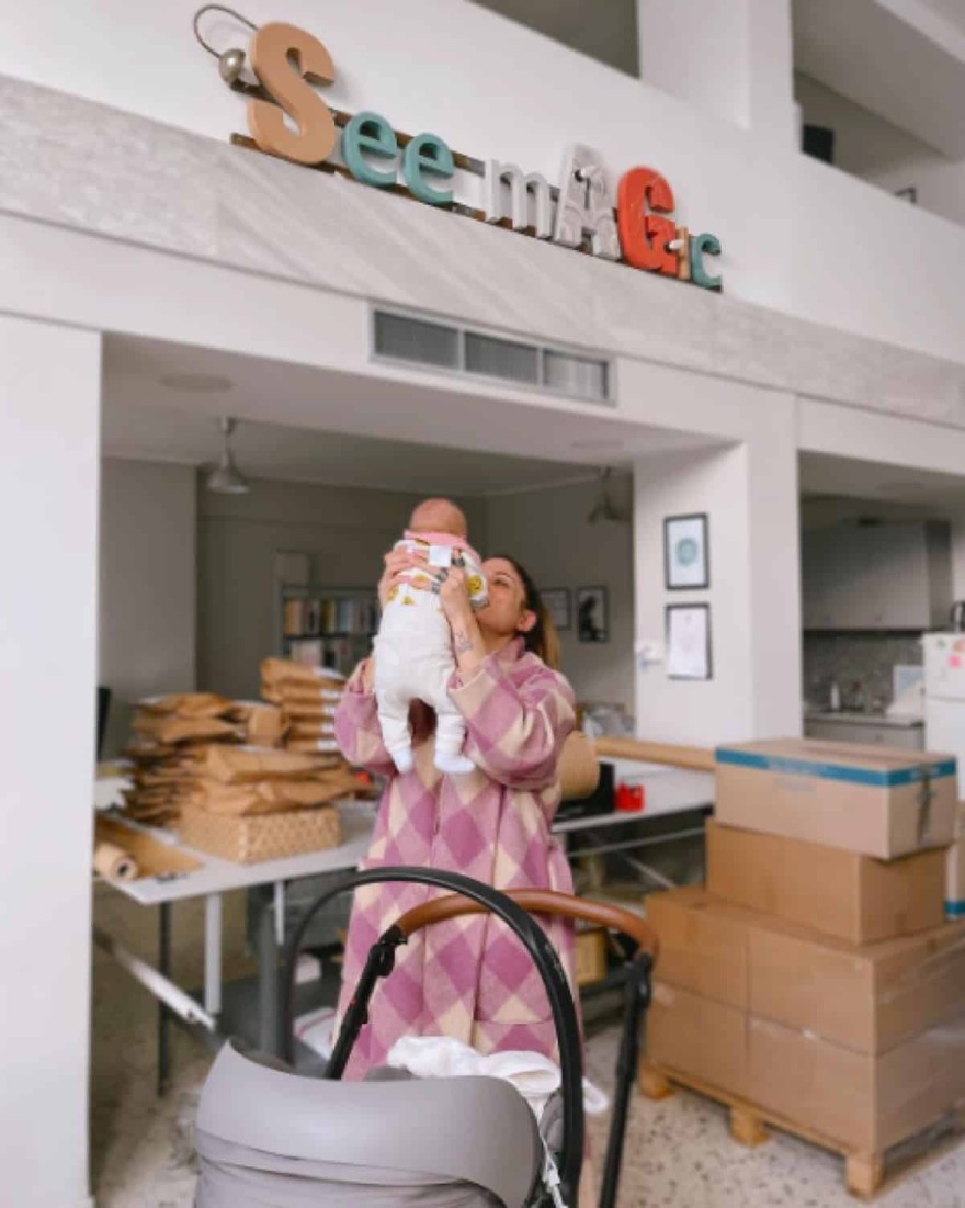 Μαίρη Συνατσάκη κόρη