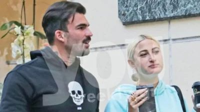 Δεν άντεξε άλλο την κλεισούρα - Η πρώτη βόλτα της Τούνη & του Αλεξάνδρου μαζί με τον νεογέννητο μωρό