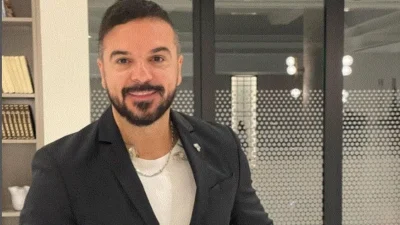 «Ναι ρε πάμε κόκκινη ομάδα, πάμε ρε...» - Οι αναρτήσεις του Τριαντάφυλλου για το Survivor All Star