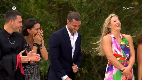 Survivor All Star: «Πάλι καλά που είμαστε σε διαφορετικές ομάδες» - Κόπηκε το γέλιο της Βαλαβάνη με την αντίδραση του Βασάλου για τις νέες ομάδες