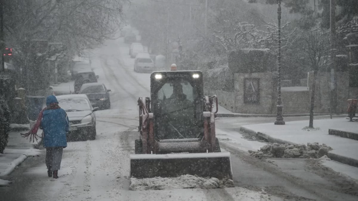 Κακοκαιρία Μπάρμπαρα: Σε ισχύ η απαγόρευση απόπλου - Ποια δρομολόγια δεν εκτελούνται