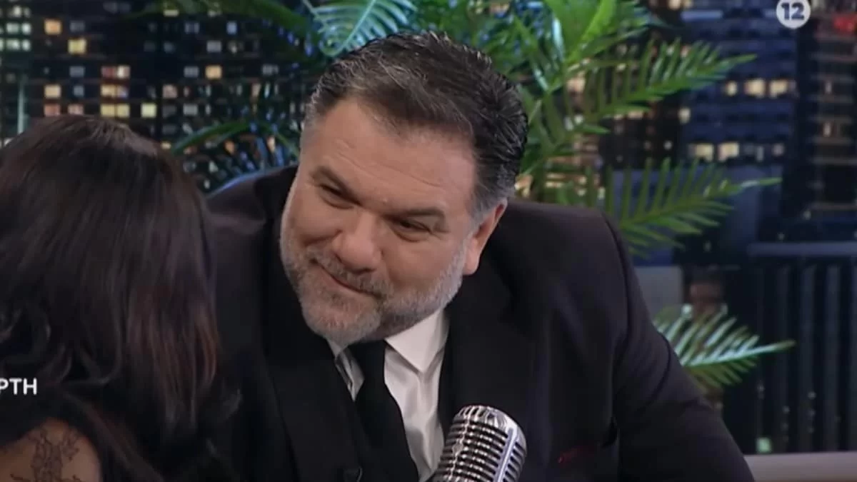 The 2night show: Και οι 2 από το χώρο του θεάτρου - ''Πανικός'' με τους σημερινούς (6/2) καλεσμένους του Αρναούτογλου