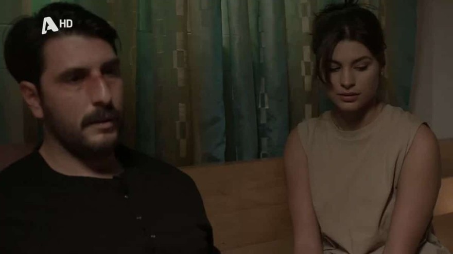 Η Θοδώρα πιάνει στο κρεβάτι τον Λευτέρη με την πρώην του Σασμός