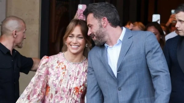 Τον τραμπούκισε μπροστά σε όλο το πάρτι - Κάνει το γύρο του διαδικτύου το βίντεο με τη Λόπεζ & τον Άφλεκ