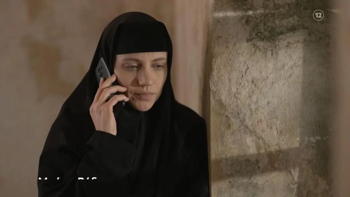 Μαύρο Ρόδο (1/2): Ανατροπή! Πρόταση γάμου στην σειρά του MEGA - «Φεύγει από το μοναστήρι»