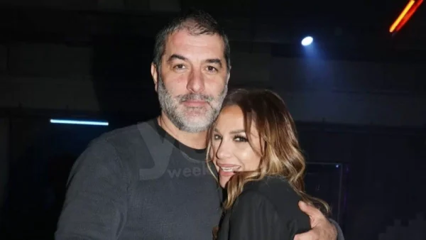 Τους ''τσάκωσαν'' στο καμαρίνι μετά το show που έκαναν στην πίστα - Διέρρευσε φωτογραφία με Βανδή, Μπισμπίκη & Βίσση