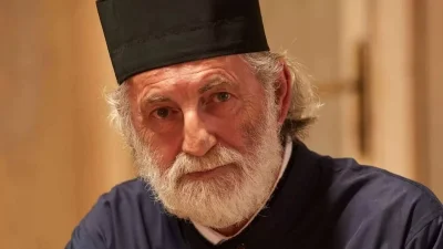 Σασμός (2/2): Νεκρός ο παπα Μιχάλης; Καρέ καρέ το βίντεο με την σκηνή πριν παιχτεί στην τηλεόραση