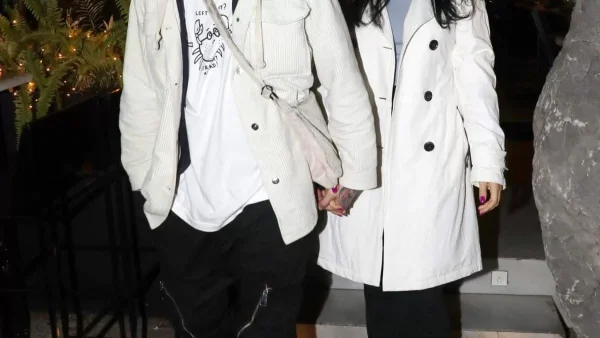 Αποκλειστικό: Γνωστός Έλληνας τραγουδιστής έχει χωρίσει εδώ κι ένα μήνα και κανείς δεν το πήρε χαμπάρι