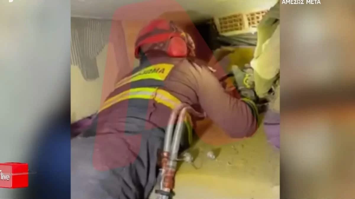 Σεισμός Τουρκία: «Οι φωνές στα χαλάσματα ήταν ζωντανών νεκρών» - Συγκλονίζουν τα λόγια των Ελλήνων διασωστών της ΕΜΑΚ