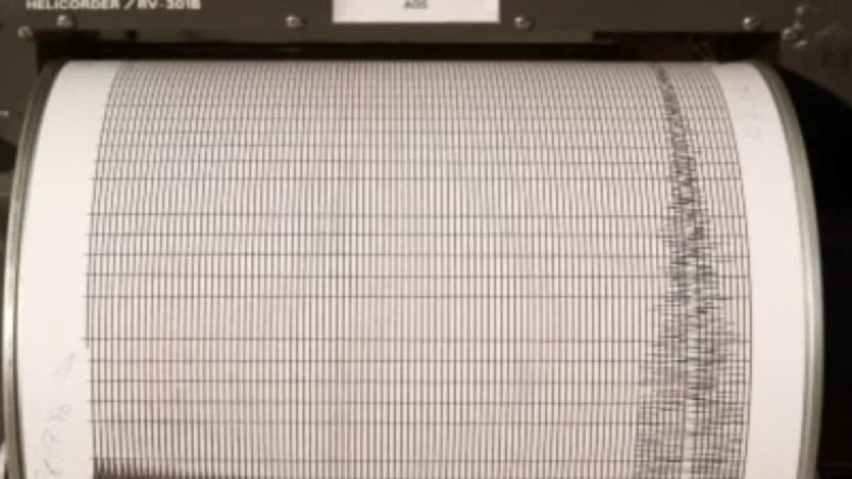 Σεισμός τώρα στην Κορώνη