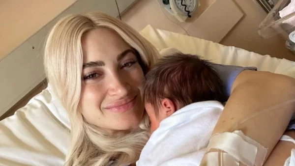 Στον γιατρό η Ιωάννα Τούνη και ο Δημήτρης Αλεξάνδρου - Η εξέταση που υποβλήθηκε ο γιος τους