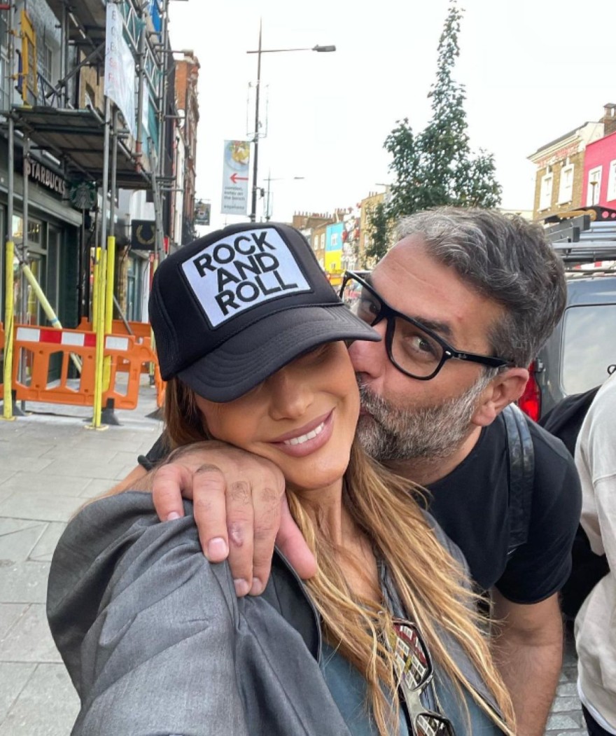 Δέσποινα Βανδή Μπισμπίκης Άγιος Βαλεντίνος