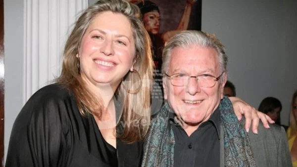 «Αβάσταχτο...» - Ραγίζει καρδιές η Σάντρα Βουτσά για τη συμπλήρωση 3 χρόνων από το θάνατο του πατέρα της