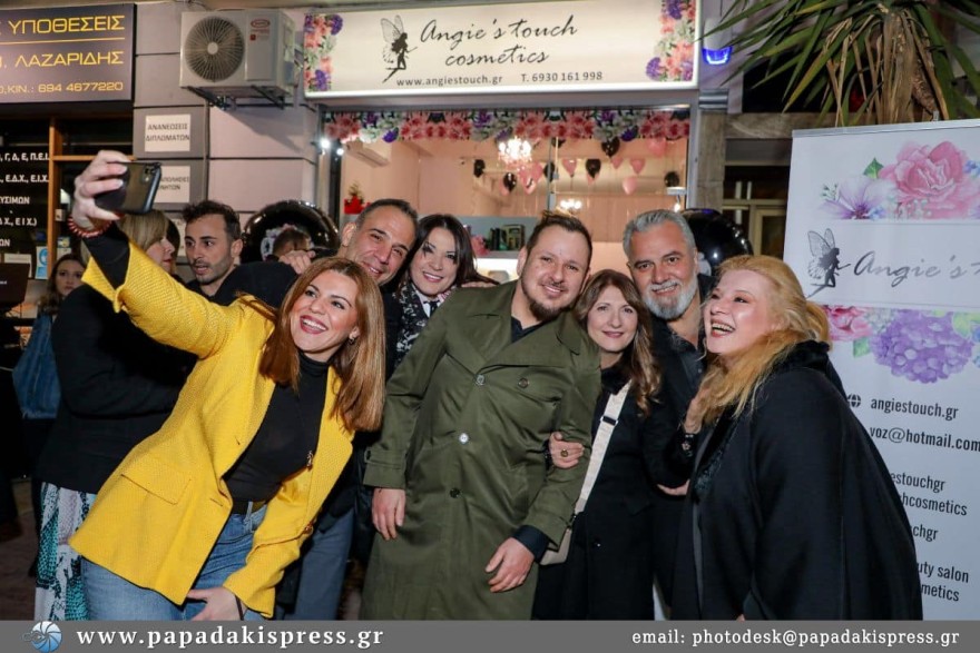 Angie's Touch Cosmetics: Λαμπερά εγκαίνια με εκλεκτούς καλεσμένους