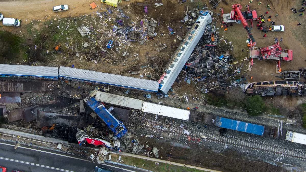 Τέμπη: Θρήνος - Νεκροί τελικά ο 22χρονος ποδοσφαιριστής Ιορδάνης Αδαμάκης και η 42χρονη Βάγια Μπλέκα-Καρακώστα