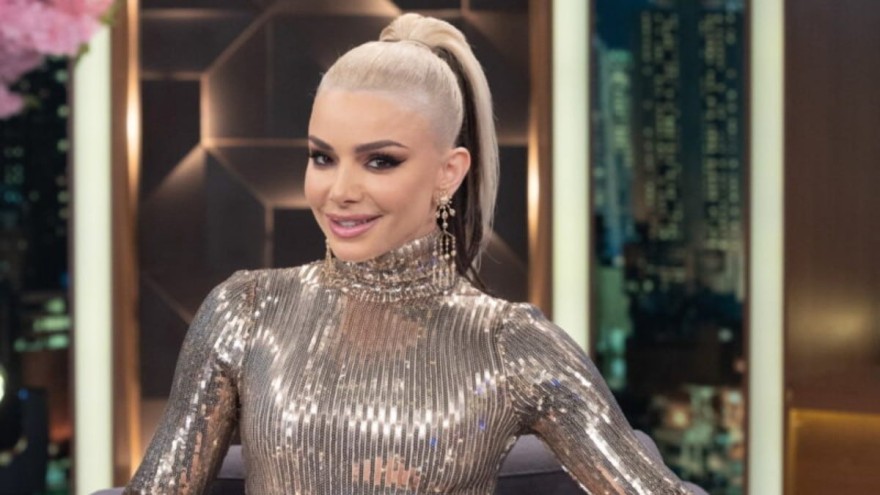 Η Ζόζεφιν στο πλατό του The 2 night show