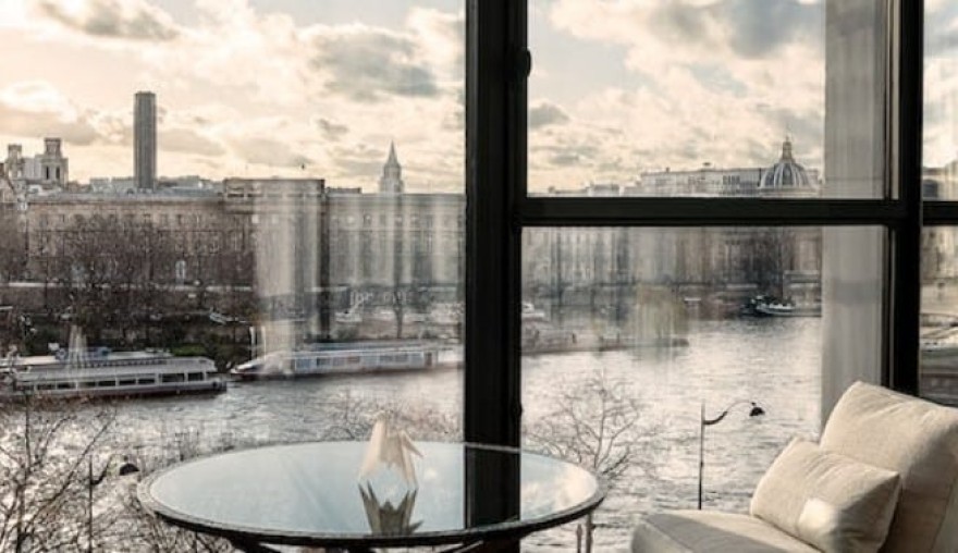 Στο Παρίσι Σπυροπούλου και Σταθοκωστόπουλος - Φωτογραφίες από το αριστοκρατικό ξενοδοχείο που διαμένουν