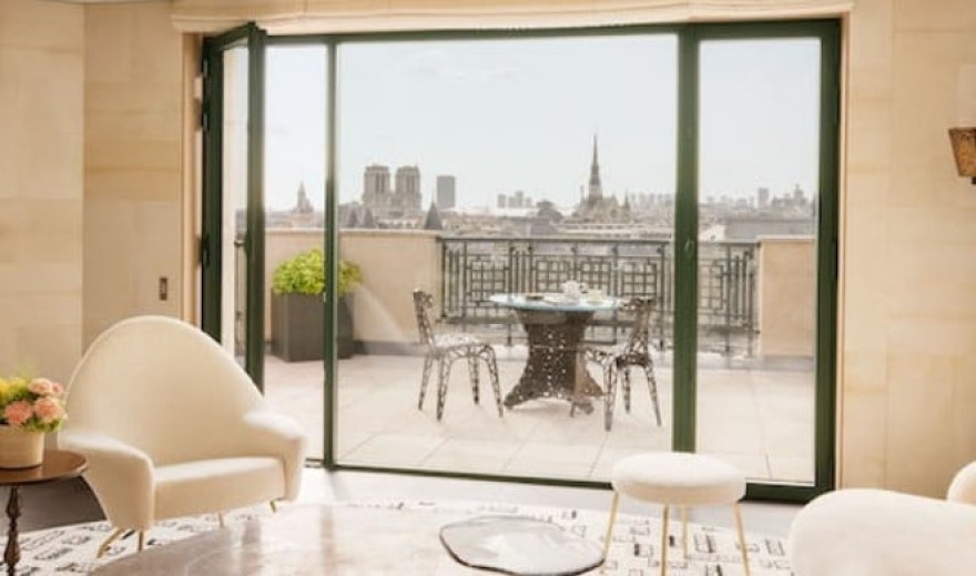 Στο Παρίσι Σπυροπούλου και Σταθοκωστόπουλος - Φωτογραφίες από το αριστοκρατικό ξενοδοχείο που διαμένουν