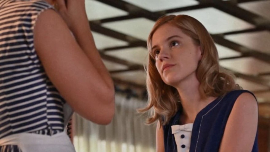 Η αναφορά της Νατάσας Εξηνταβελώνη για τα πτυχία των ηθοποιών