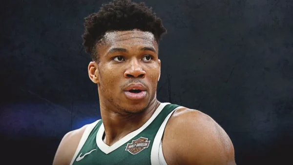 Αντετοκούνμπο: «Σε στιγμές λύπης και απόγνωσης...» - "Ρίγη" συγκίνησης με την ανάρτηση του μπασκετμπολίστα