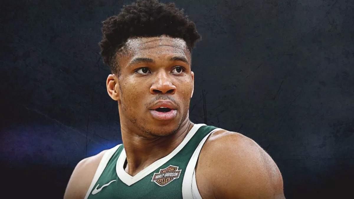 Αντετοκούνμπο: «Σε στιγμές λύπης και απόγνωσης...» - "Ρίγη" συγκίνησης με την ανάρτηση του μπασκετμπολίστα