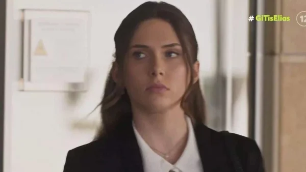 Γη της ελιάς: «Ωραία η μ@λ@κ@ σας!Ας πιούμε τώρα» - Κακός χαμός στο twitter με την Μυρτάλη και τον Κουράκο