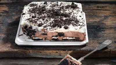 Συνταγή για αρχάριους - Γλυκό ψυγείου "κόλαση" με γεμιστά μπισκότα και κρέμα