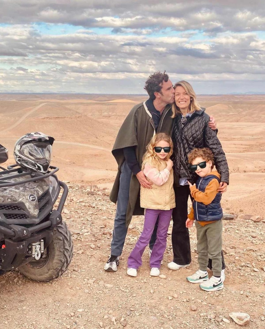 Βίκυ Καγιά οικογένεια