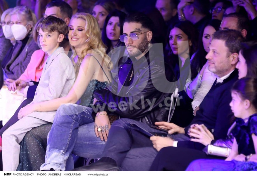 Yes I Do: Με αποκαλυπτικό νυφικό η Μαρία Σολωμού πάνω στην πασαρέλα - Η κίνηση που έκανε στον Mente Fuerte