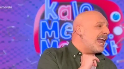 «Έφυγαν οι διευθυντές; Άδικα τα λέω;» - Άφωνο το πλατό του ''Καλό μεσημεράκι'' με το σχόλιο του Μουτσινά