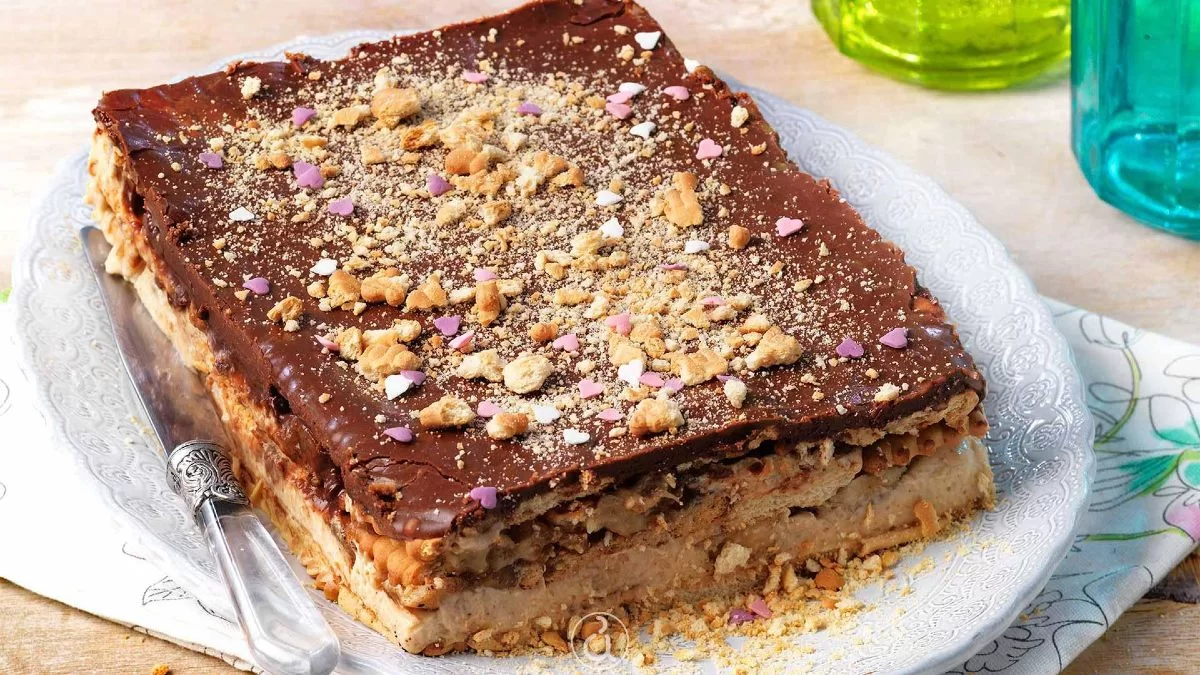 Το πιο λαχταριστό μπισκοτογλυκό ψυγείου με βούτυρο και σοκολάτα