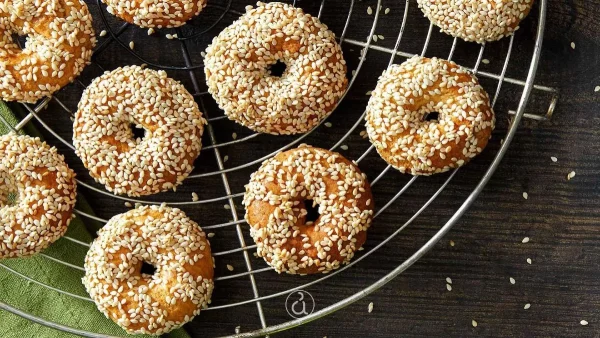 Ετοιμάζονται γρήγορα: Νηστίσιμα μπισκότα με φρέσκο χυμό πορτοκαλιού - Είναι πολύ τραγανά