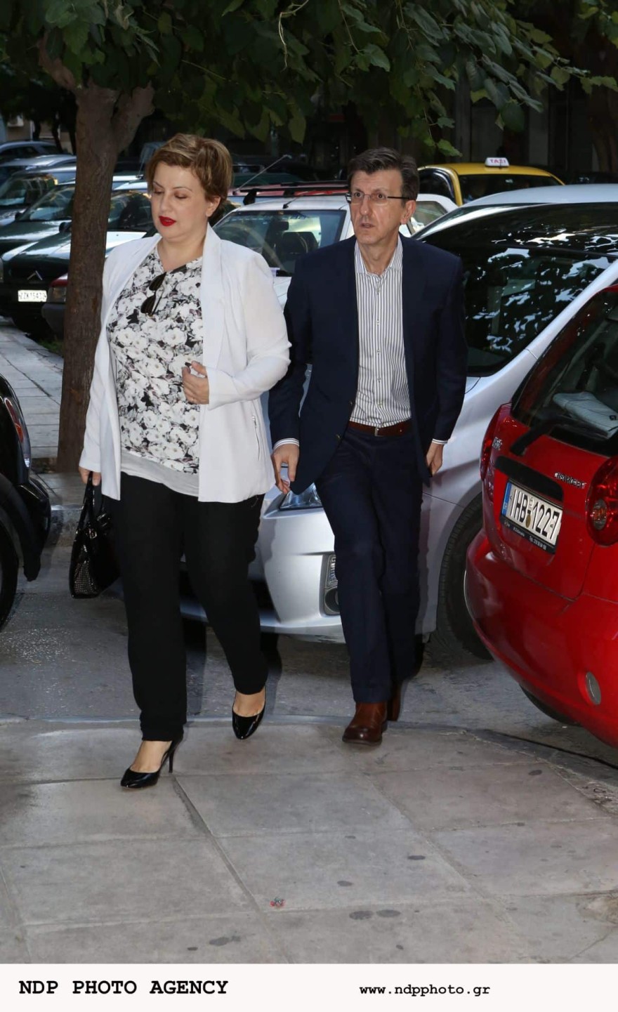 Γνωστή δημοσιογράφος - Αυτή είναι η σύζυγος του Άρη Πορτοσάλτε (Σπάνιες φωτογραφίες)