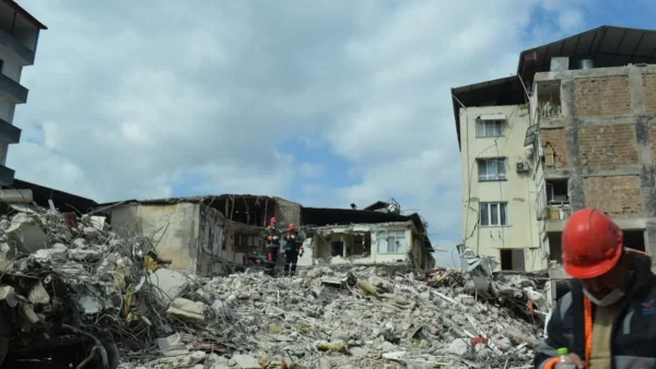 Σεισμός στα σύνορα Τουρκίας & Συρίας