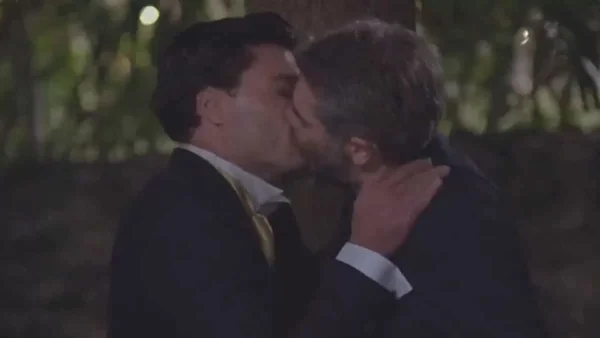 Σέρρες: «Πλάκα πλάκα έδωσε πόνο ο Μπουρδούμης, δεν ήταν από τα πεταχτά» - Χαμός στο twitter για το γκέι φιλί