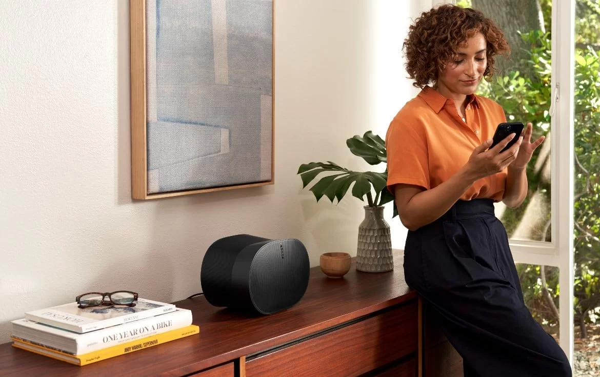 Η Sonos αποκαλύπτει τα Era 300 και Era 100