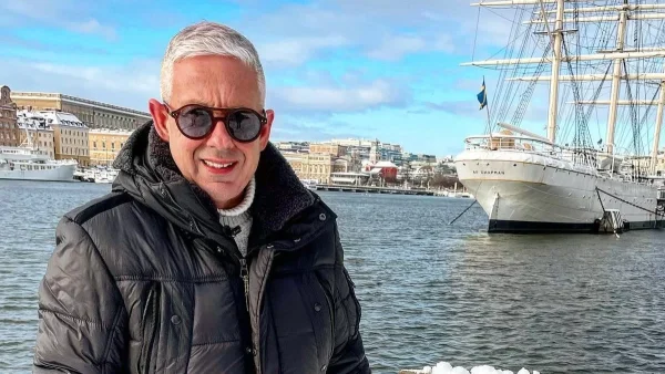 «Σκάστε πια! Σταματήστε κόμματα και τηλεόραση να...» - Η οργισμένη ανάρτηση του Τάσου Δούση για την τραγωδία στα Τέμπη