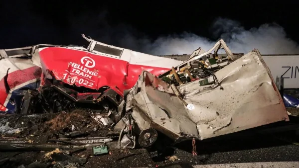 Τραγωδία Τέμπη: Αυτή είναι η 23χρονη Εριέττα που δεν έχει βρεθεί - Δεν εντοπίστηκε ούτε τρίχα της