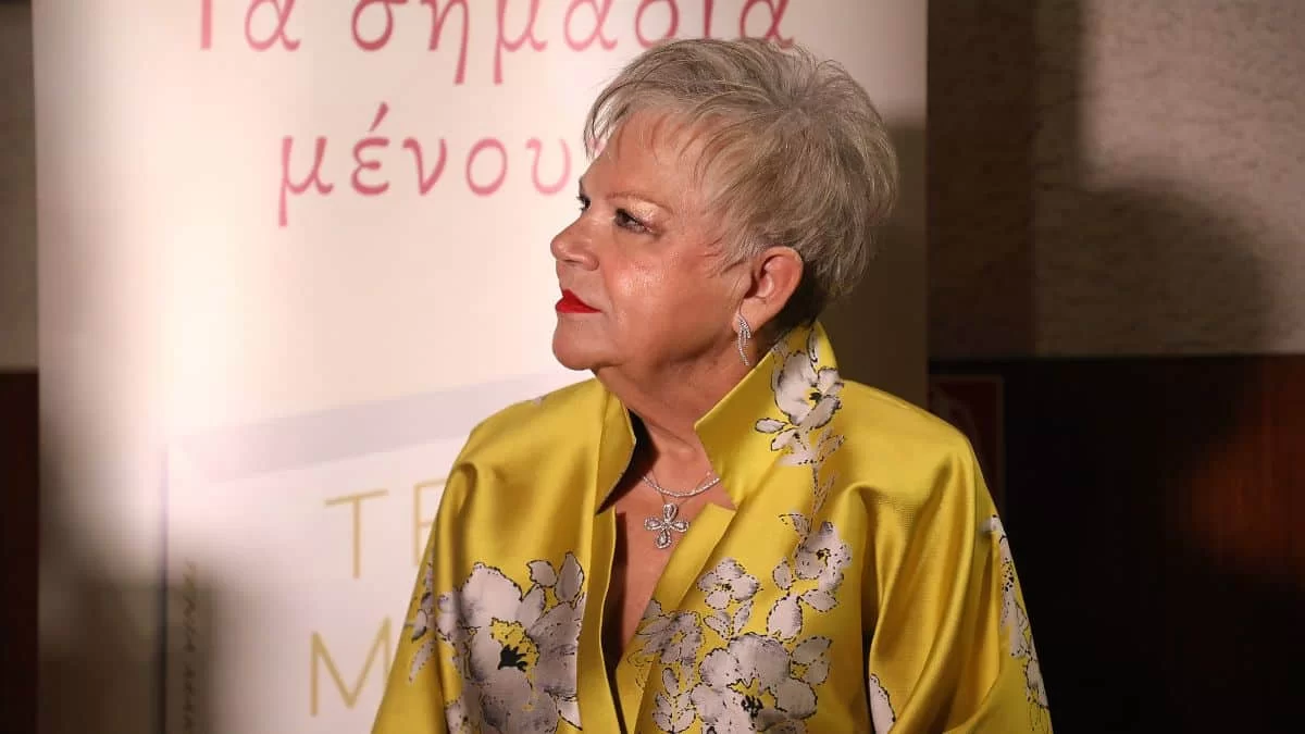 4 τρόποι για να διαχειριστείτε σωστά το πένθος και όσους πενθούν: Η Τένια Μακρή συμβουλεύει μετά την τραγωδία στα Τέμπη