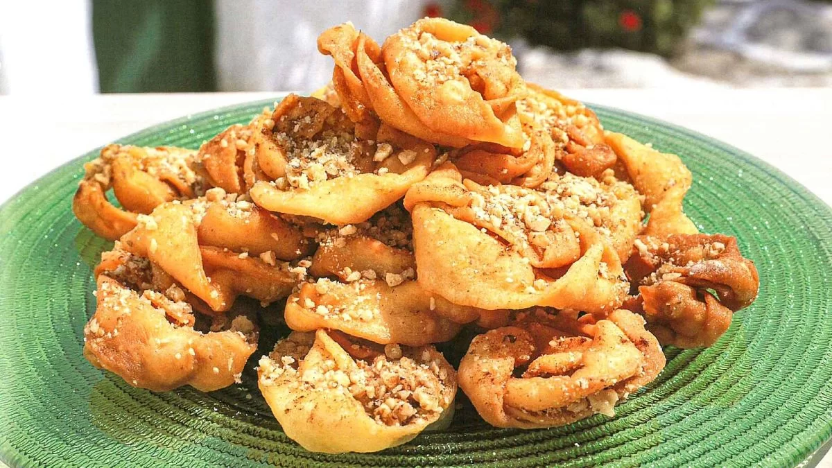 Παραδοσιακά ξεροτήγανα Πάρου από την Αργυρώ Μπαρμπαρίγου: Νηστίσιμα, χωρίς αυγά