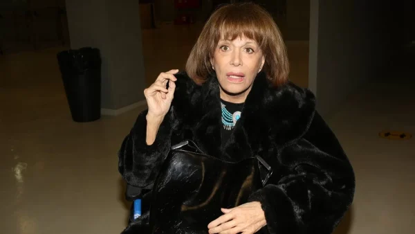 Με ηρεμιστικά μετά την τραγωδία στα Τέμπη η Μαίρη Χρονοπούλου: «Έκλαιγε σα μωρό παιδί»