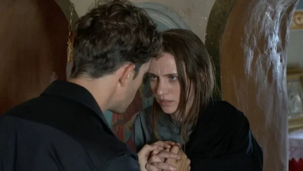 Μαύρο Ρόδο: Αποκλειστικό! Έγκυος η Ελισάβετ στο παιδί του Πέτρου!