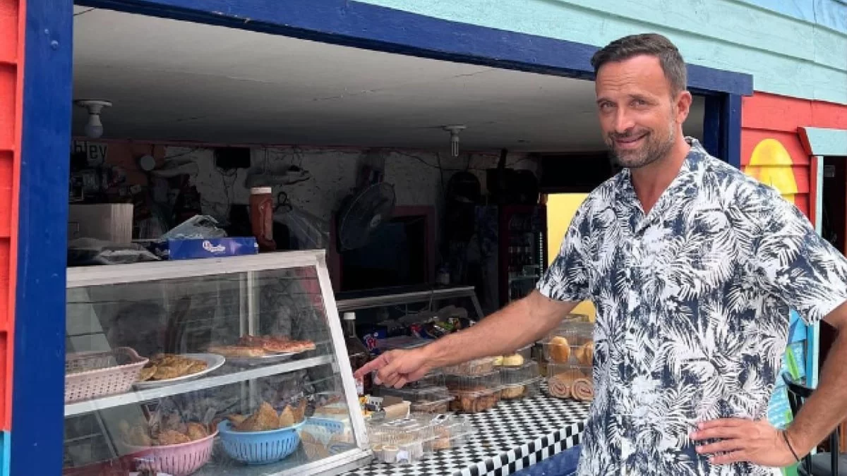 Γιώργος Λιανός: Με τα τρία του παιδιά από τον πρώτο του γάμο - Ταξίδι προς την Καραλέξη και την δεύτερη κόρη του