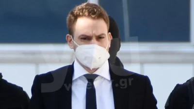 Γλυκά Νερά: Πως πέρασε το Πάσχα στη φυλακή ο Μπάμπης Αναγνωστόπουλος - Οι επιστολες που του στέλνουν ερωτευμένες γυναίκες