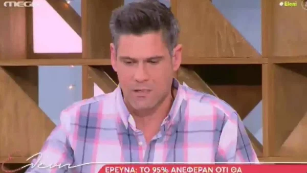 «Φοράω κορσέ! Πήγα και έκανα...» - Ο Δημήτρης Ουγγαρέζος αποκάλυψε την πρώτη του αισθητική επέμβαση